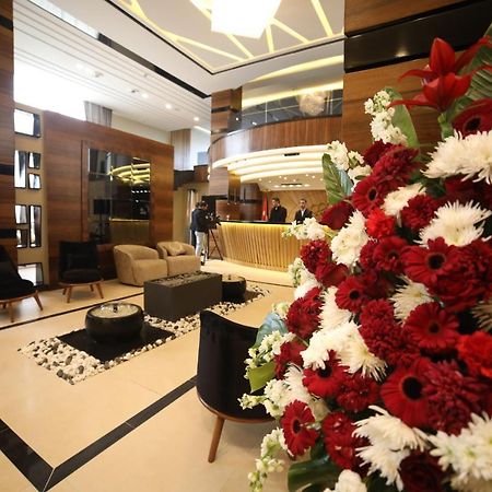 فندق صحارى الخليج Sahara Gulf Hotel Apartments Amman Exteriör bild