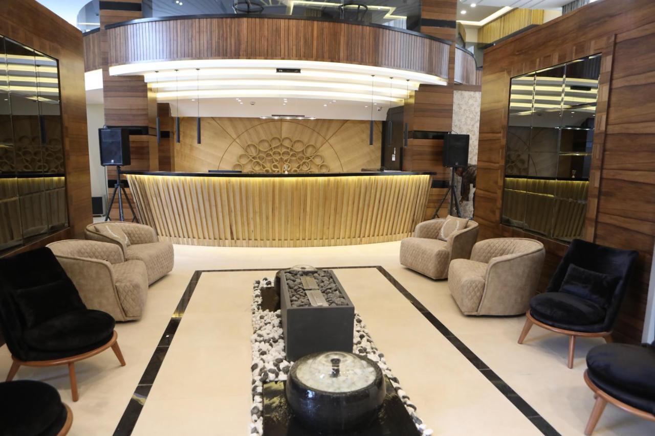 فندق صحارى الخليج Sahara Gulf Hotel Apartments Amman Exteriör bild